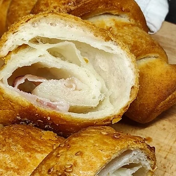 Baconos croissant