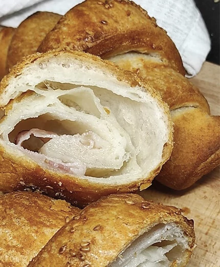 Baconos croissant